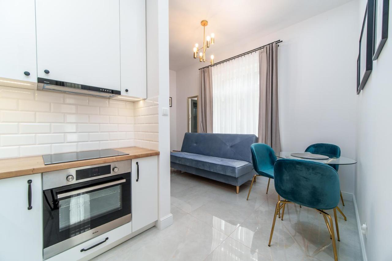 Aparthotel Rint - Zlota 8 à Białystok Extérieur photo