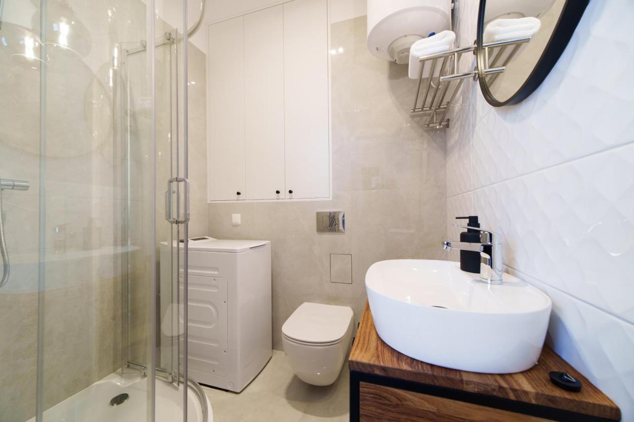 Aparthotel Rint - Zlota 8 à Białystok Extérieur photo